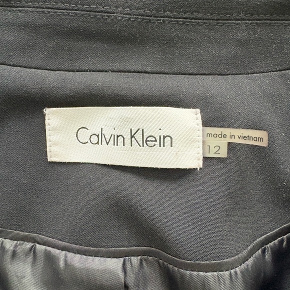 Classy Calvin Klein Women's Dark Navy Skirt Suit. Size 12 - Picture 2 of 14